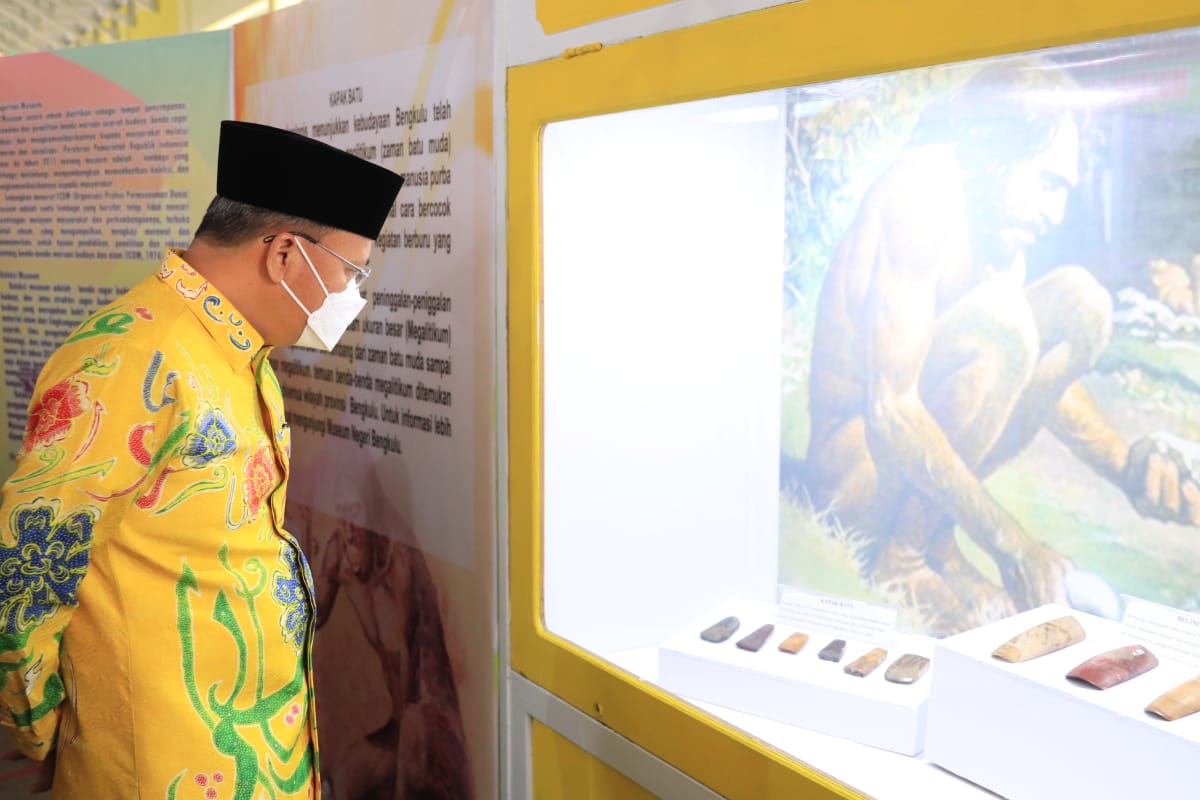 Gubernur Bengkulu Rohidin Mersyah  
